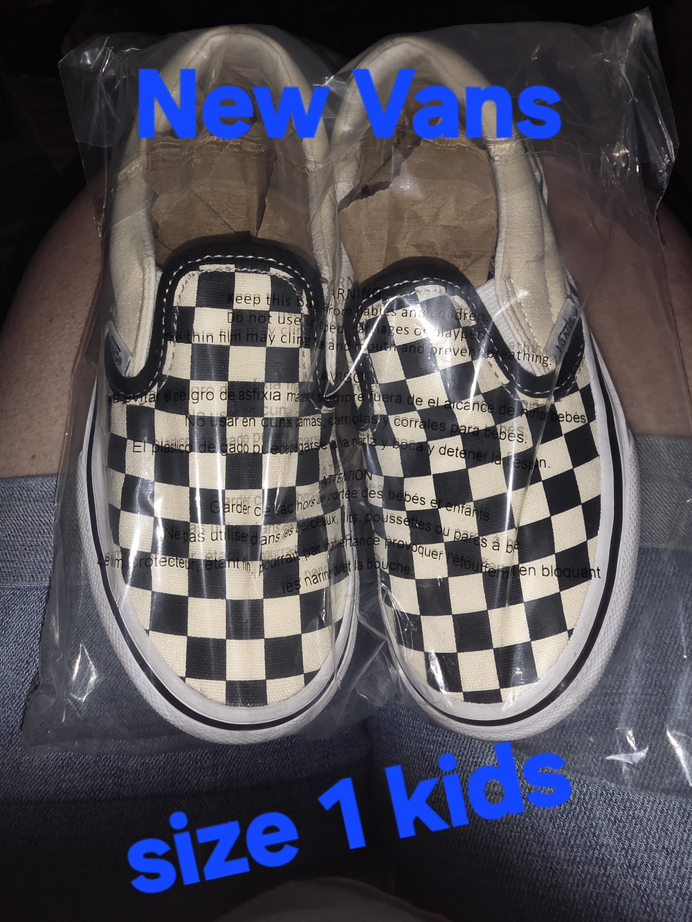 Vans Kids Checkerboard Slip-On Sneakers - Black & White NEW WITHOUT TAGS.